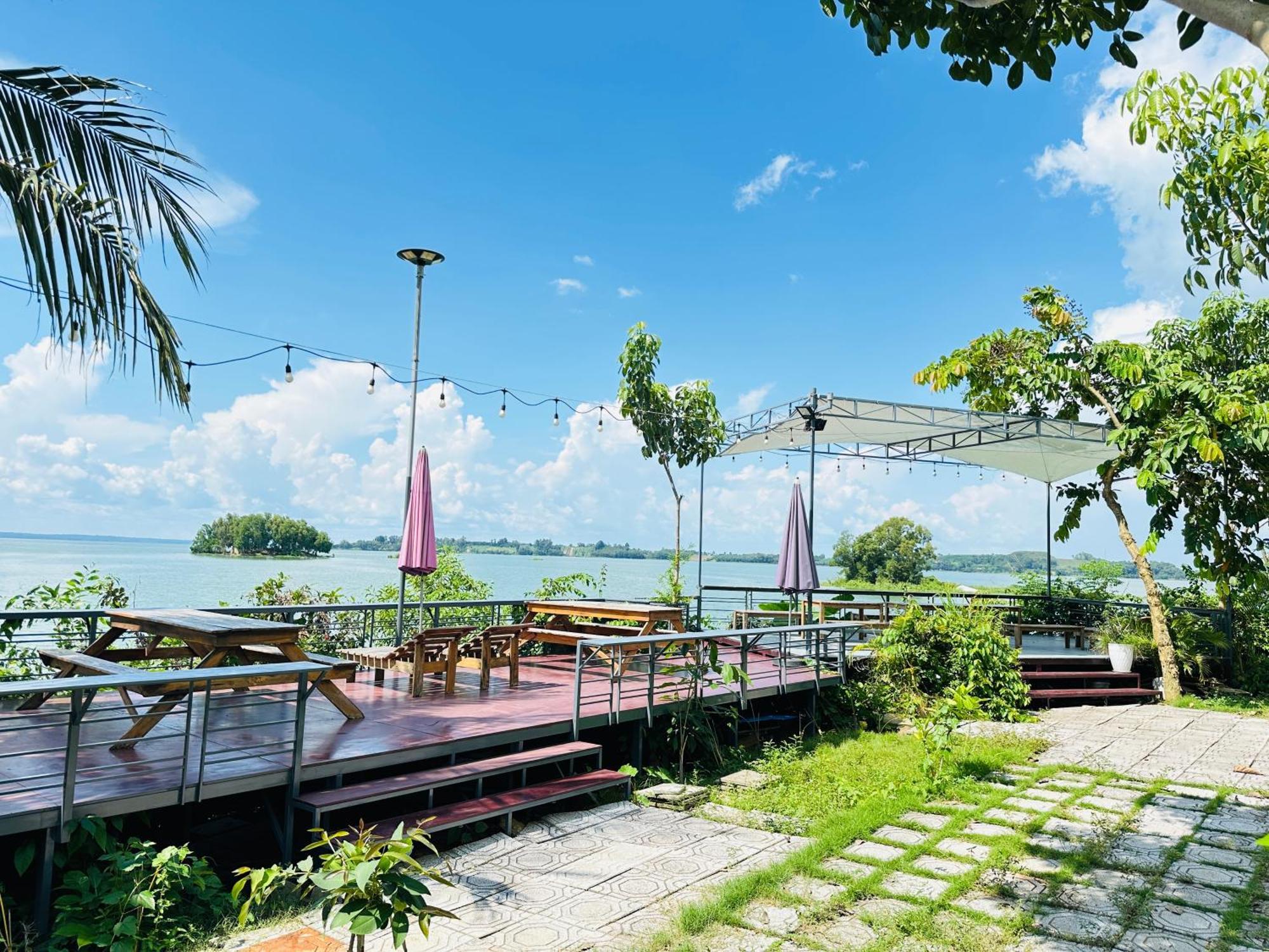 Ben Ho Homestay Xa Gia Tan Exterior foto